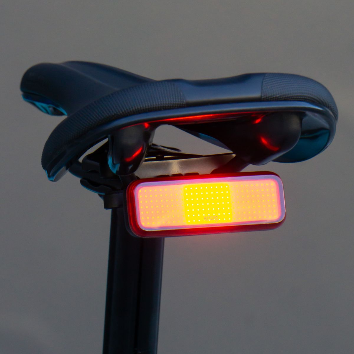 KNOG BLINDER LINK SADDLE MOUNT REAR BIKE LIGHT
