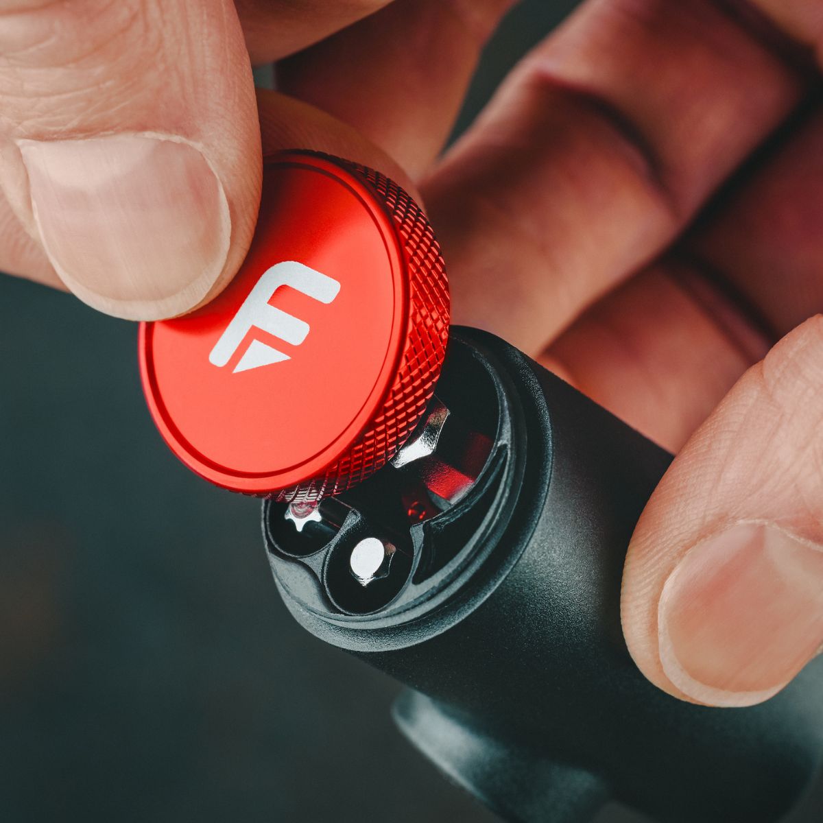 FEEDBACK SPORTS - REFLEX FIXED TORQUE BIT DRIVER (BIT STORAGE + 5NM TORQUE)